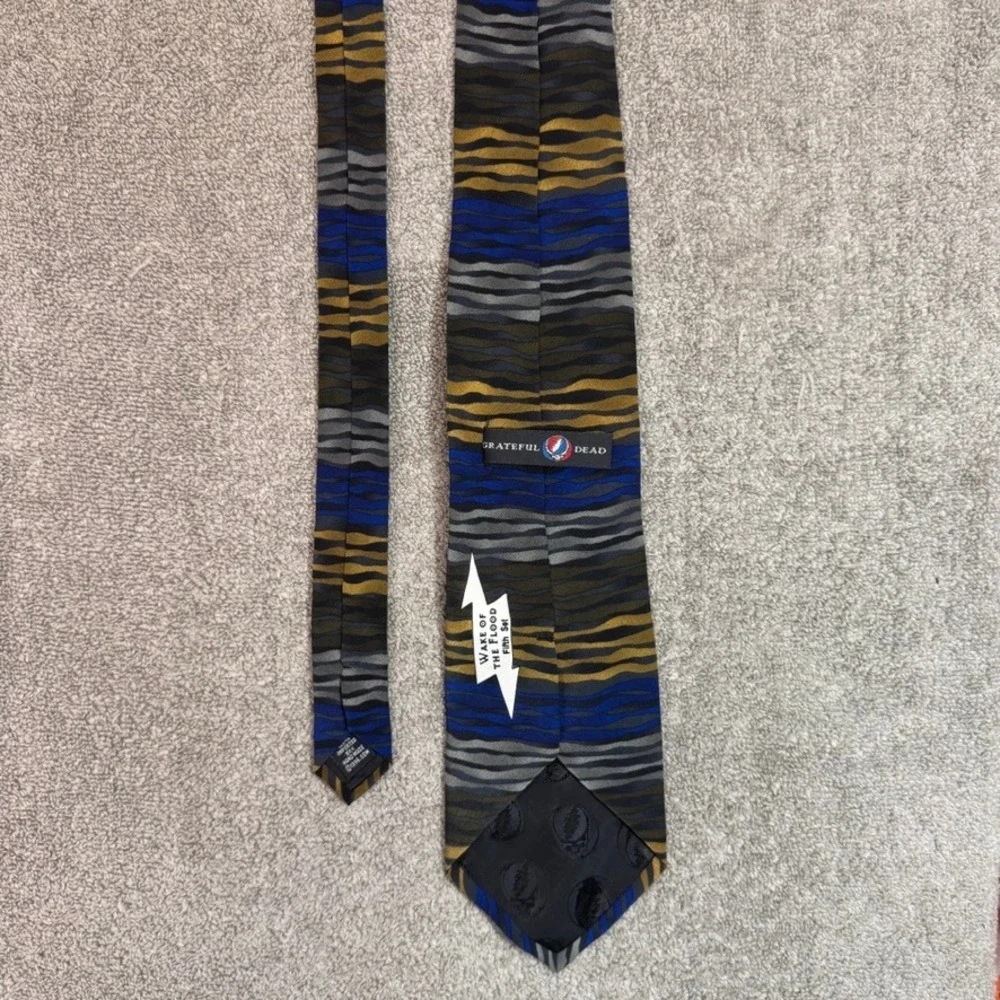 Grateful Dead Silk Tie Wake of the Flood Fifth Set Blue Gold Wavy Stripe 1996